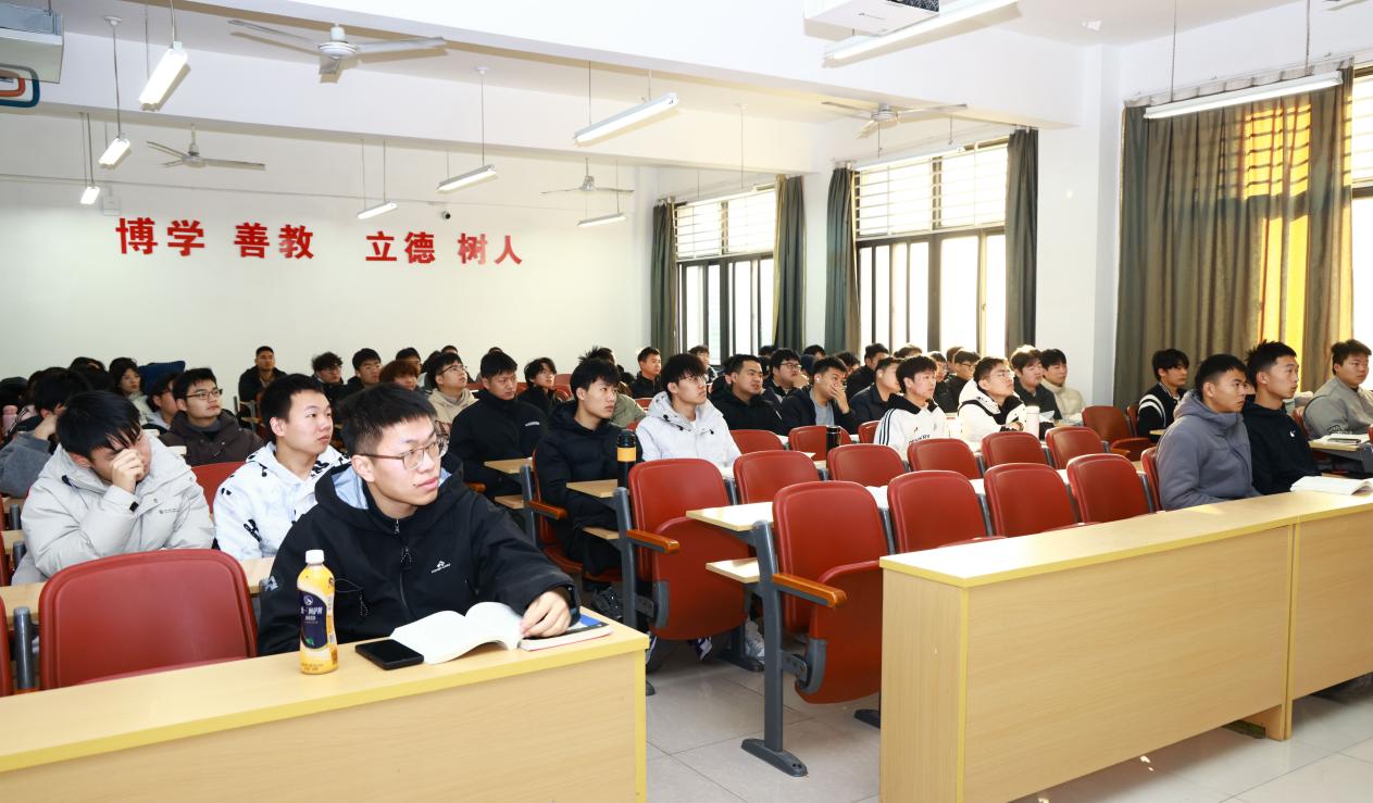 充分发挥领导干部在立德树人中的示范引