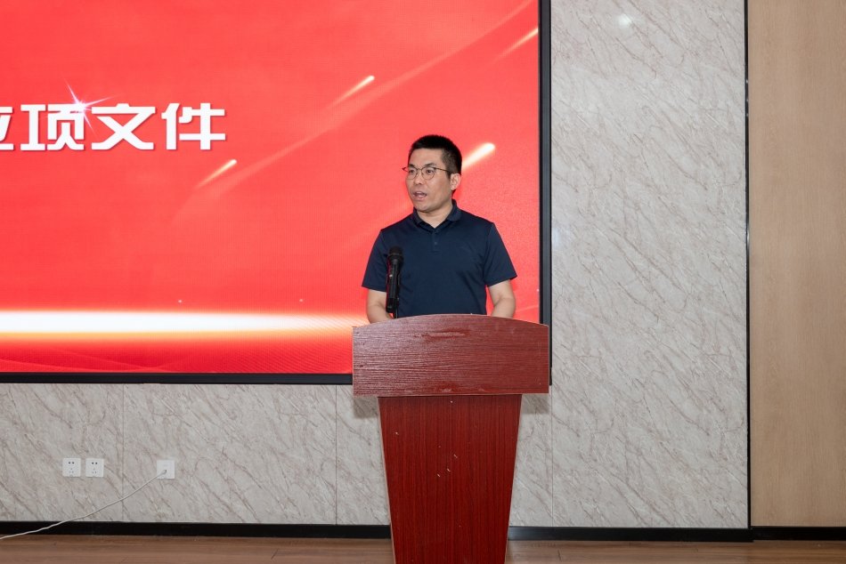 副校长陈静